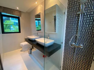 360 Degree Kamala Seaview Villa – 사진 3